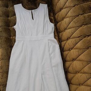 Elegant White Sleeveless Linen, Cotton Pantsuit